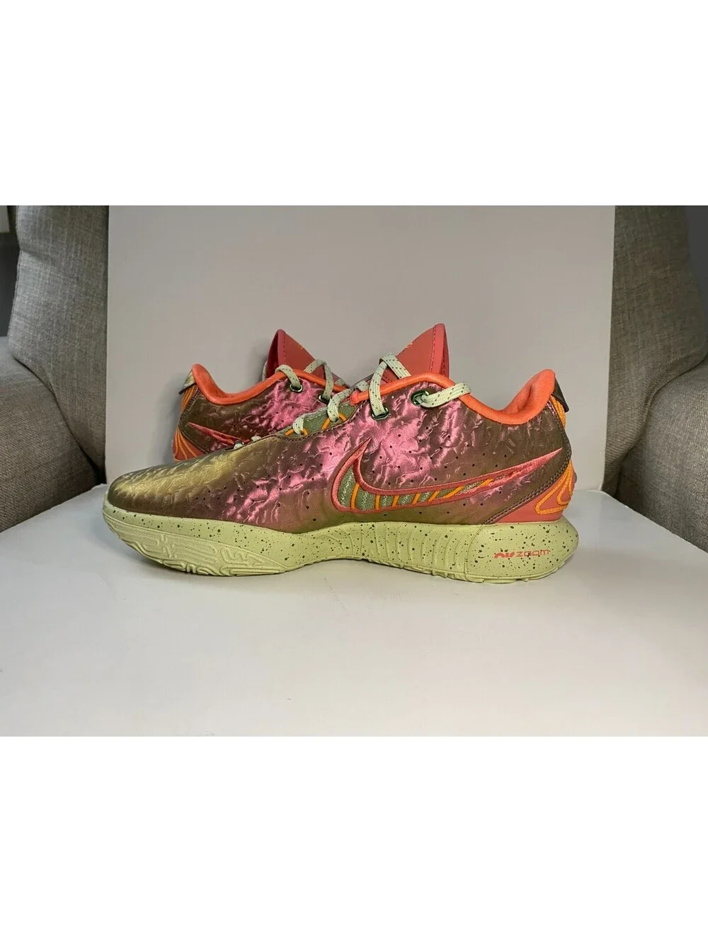 Nike LeBron 21 Queen Conch FN0708-800 Men Sneakers 9 Multicolor Basketball Shoes